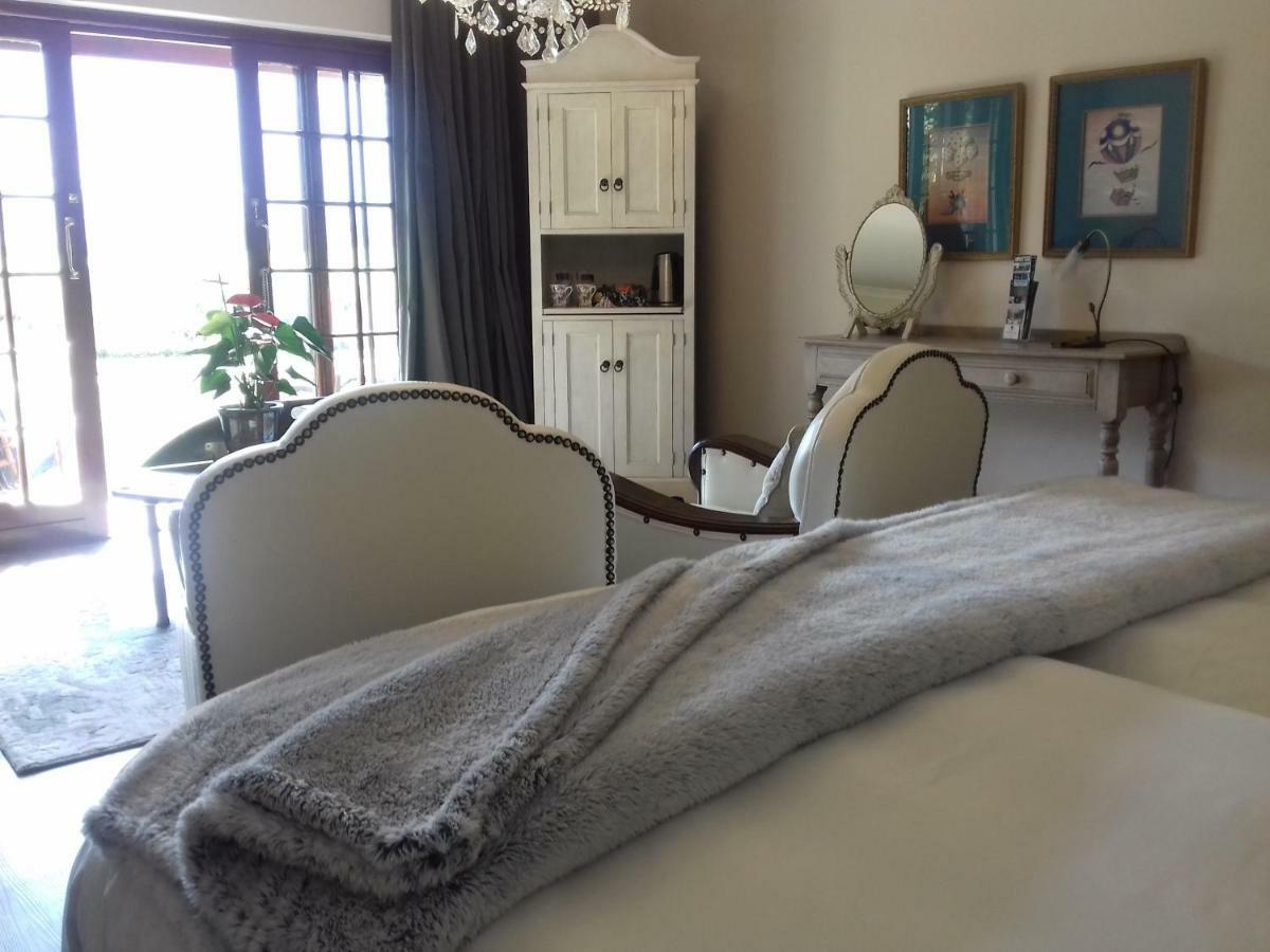 Mulligans Guest Lodge เฮอร์มานุส ภายนอก รูปภาพ